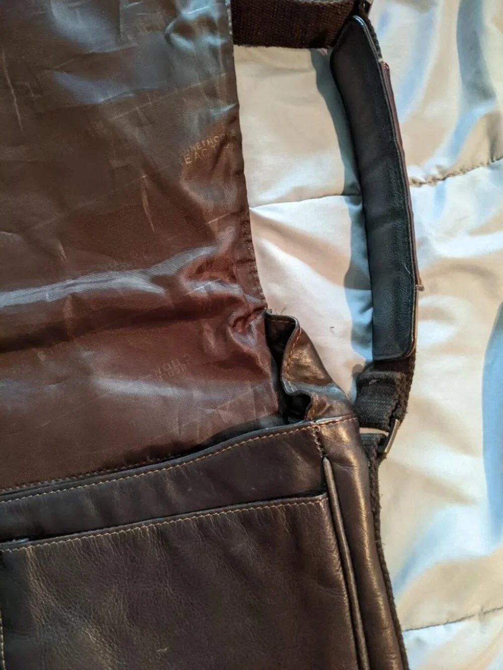 Kenneth Cole Reaction Brown Leather Messenger Laptop Bag Crossbody Briefcase